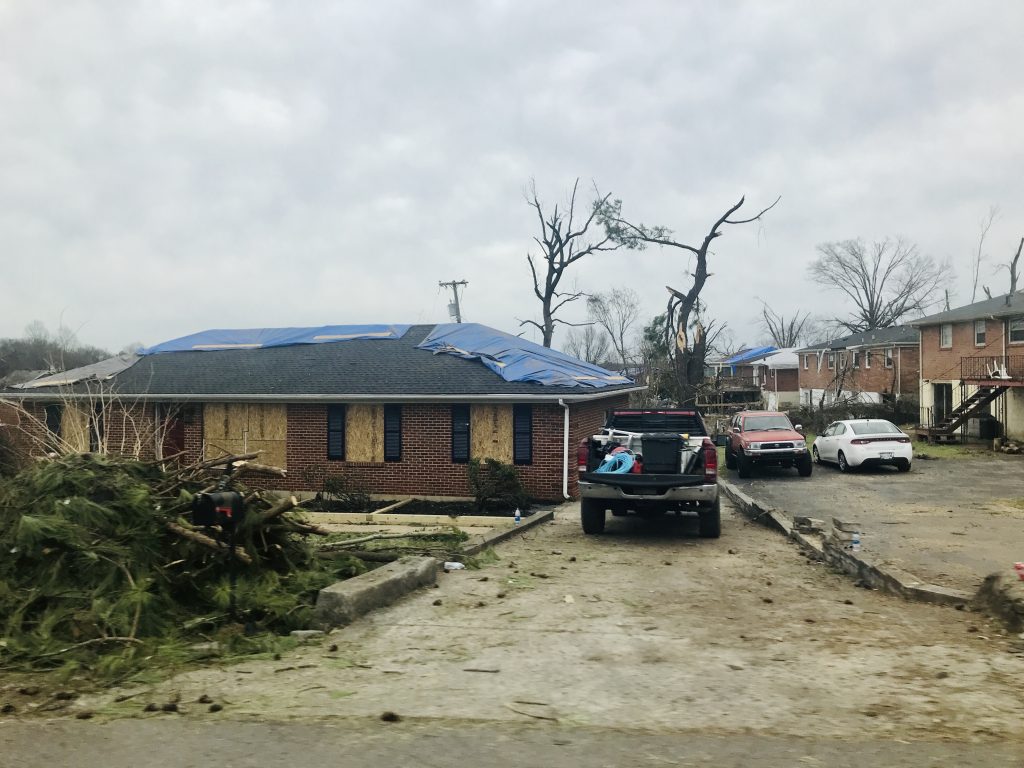roof-tarp-hurricane-and-tornado-storm-damage-house-2021-09-02-08-16-22-utc(1)